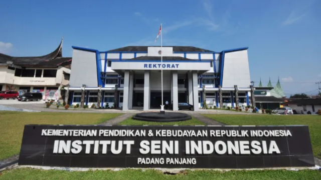 Universitas di Bali: Lebih dari Sekadar Tempat Belajar